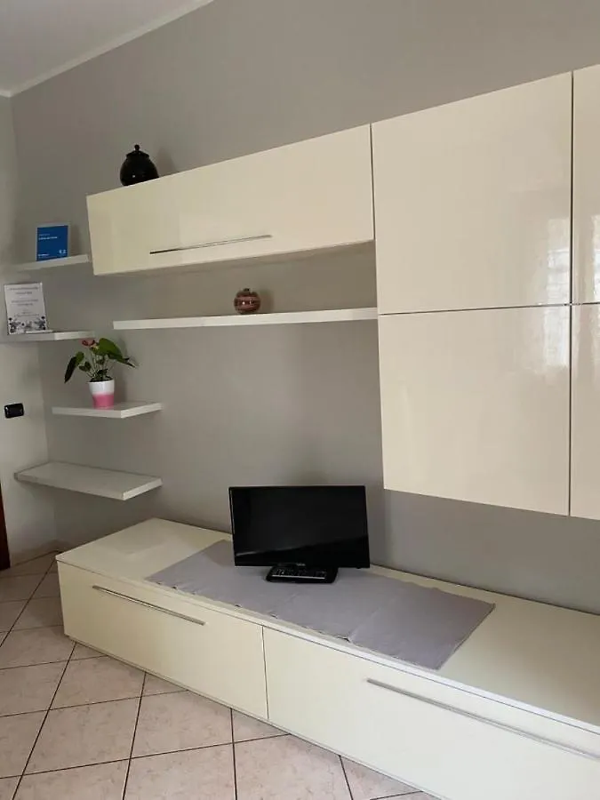 La Rosa Del Garda Apartment Peschiera del Garda Italy