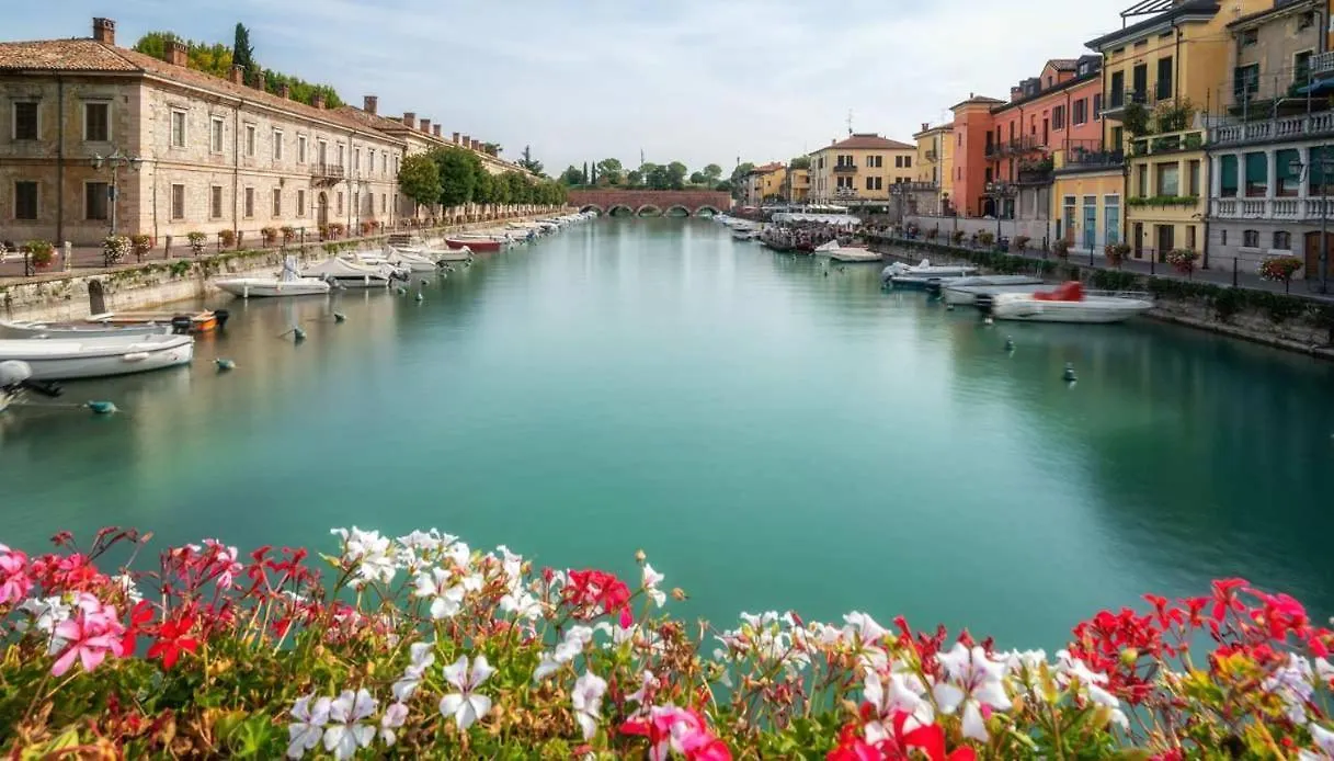 La Rosa Del Garda Apartment Peschiera del Garda